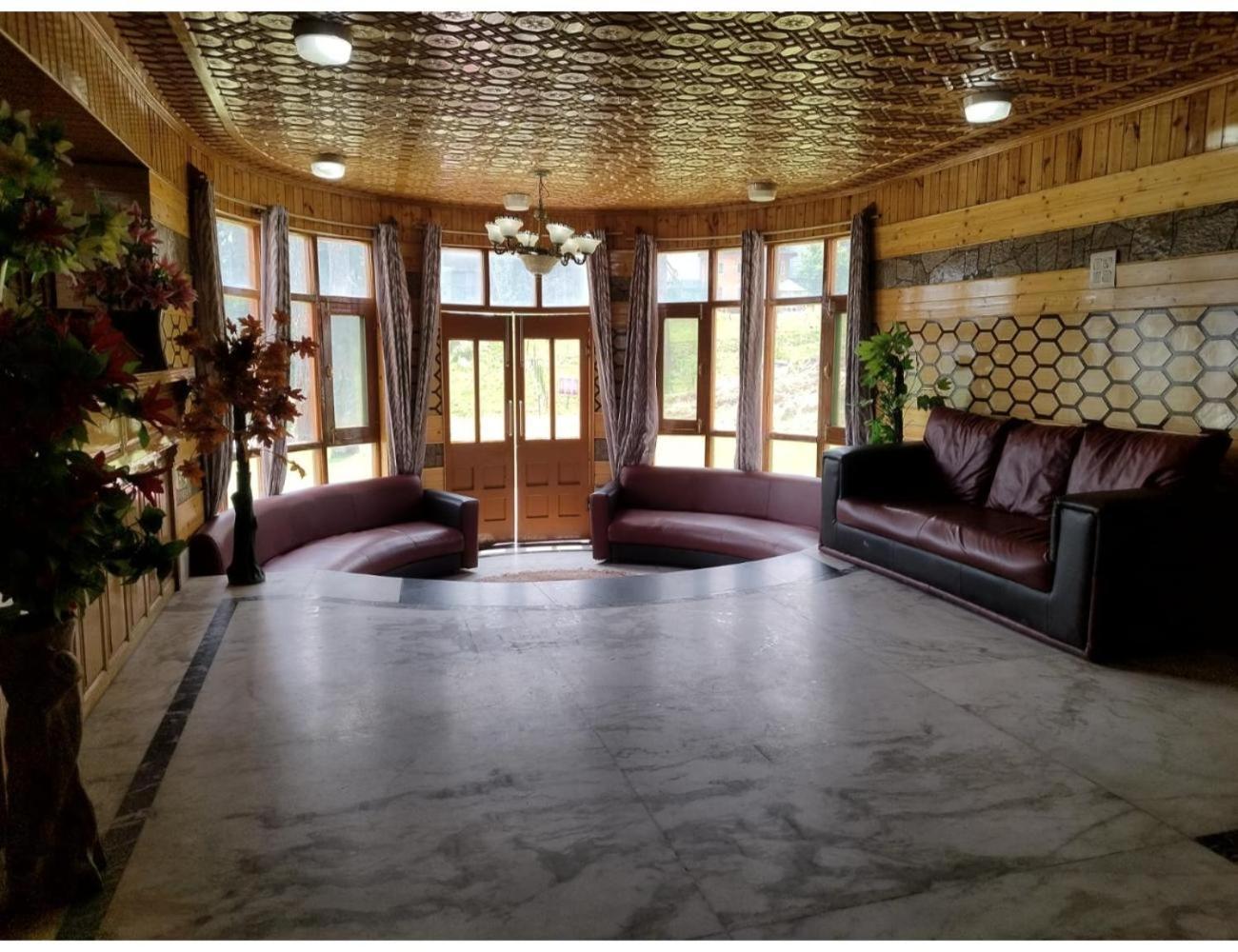 Fluorescence Hotel And Restaurant, Gulmarg Exterior photo